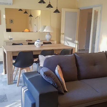 Beautiful Apartment With Balcony In Saint Raphael Daire