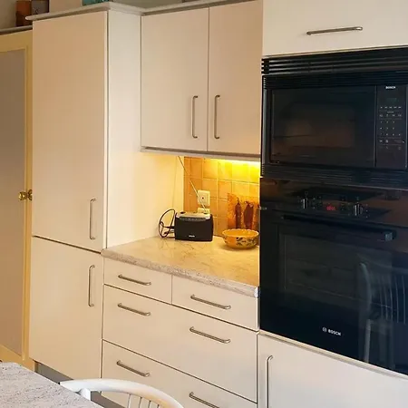 Beautiful Apartment With Balcony In Saint Raphael Daire *